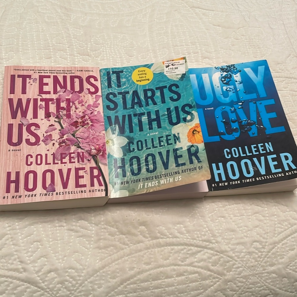 UGLY LOVE, IT STARTS WITH US & It Ends With Us Novels by Colleen Hoover Books
